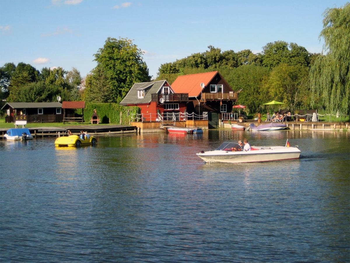 Ferienhaus H.Winkler Neukalen Luaran gambar
